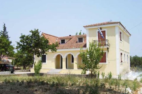 4 bedrooms House in Zakynthos, Greece No. 24658 2