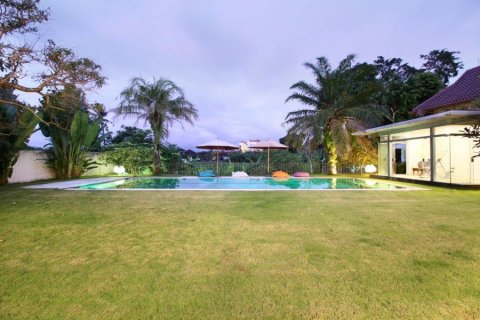 4 bedrooms Villa in Dalung, Indonesia No. 22906 6