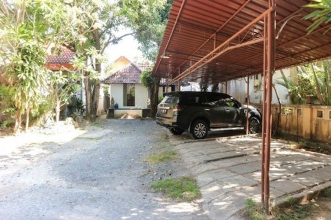 13 dormitorios House en Denpasar, Indonesia No. 22905 21