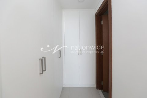 1 bedroom Apartment in Al Reem Island, UAE No. 3273 7