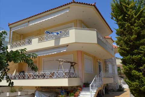 7 bedrooms House in Kalyvia Thorikou, Greece No. 59475 1