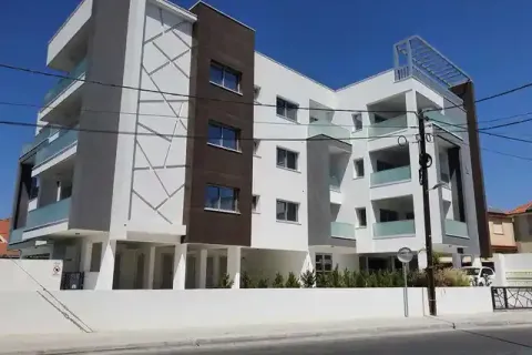 2 dormitorios Apartment en Germasogeia, Cyprus No. 32663 1