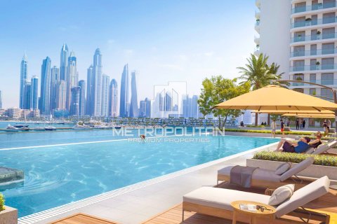 Квартира с 2 спальнями в EMAAR Beachfront, ОАЭ №9924 2