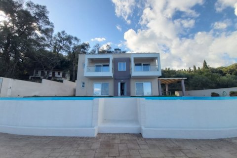 3 bedrooms Villa in Corfu, Greece No. 47496 4