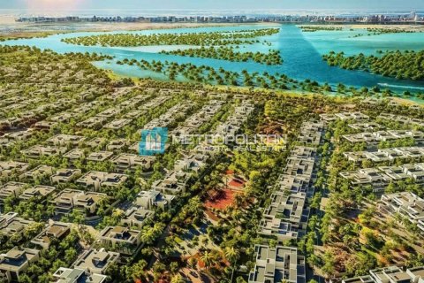 1002m² Land on the Yas Island, UAE No. 4790 2