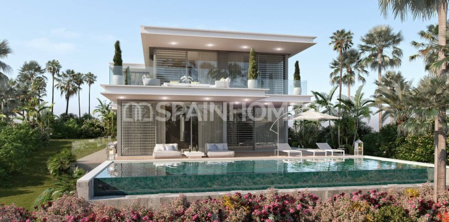 5 bedrooms Villa in Marbella, Spain No. 25703