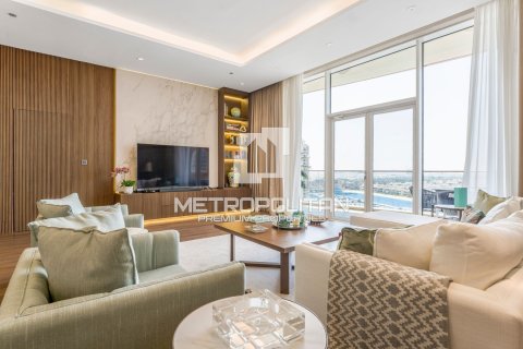 3 bedrooms Apartment in Tiara Residences, UAE No. 8142 16