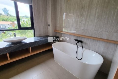 3 bedrooms Villa in Jimbaran, Indonesia No. 23056 13