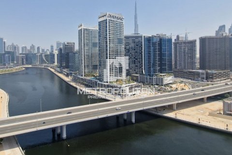 3 bedrooms Apartment in Business Bay, UAE No. 9108 9