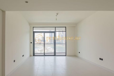 Квартира с 2 спальнями в EMAAR Beachfront, ОАЭ №9170 3