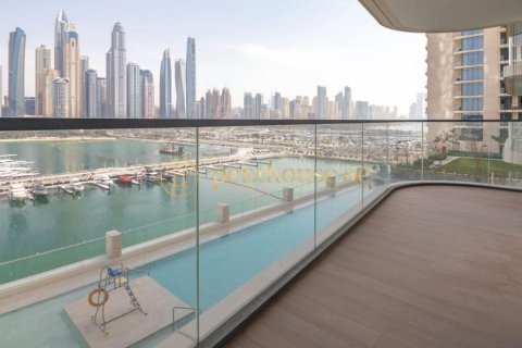 Квартира с 2 спальнями в EMAAR Beachfront, ОАЭ №9170 2