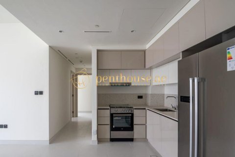 2 bedrooms Apartment in EMAAR Beachfront, UAE No. 9170 5