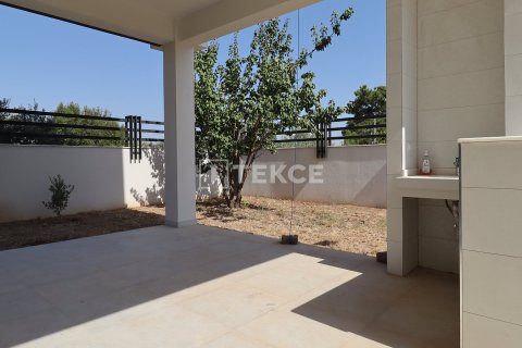 4+1 Villa in Dosemealti, Turkey No. 16051 20