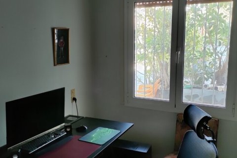 3 bedrooms Apartment in Athens, Greece No. 56098 7