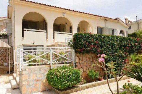 3 dormitorios Villa en Pegeia, Cyprus No. 42871 1