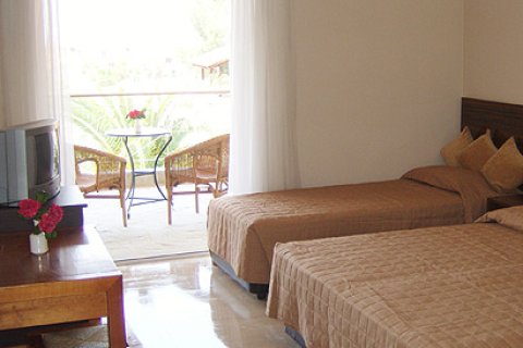 2000m² Hotel in Chalkidiki, Greece No. 60661 4