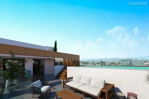 4 bedrooms Penthouse in Limassol, Cyprus No. 32412 3