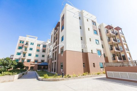 2 bedrooms Apartment in Al Ghadeer, UAE No. 4179 1