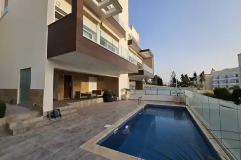 2 dormitorios Apartment en Kissonerga, Cyprus No. 33504 1