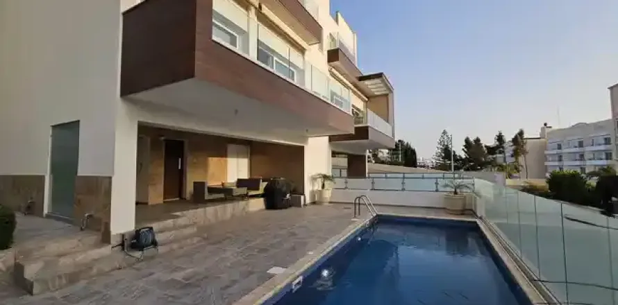 2 dormitorios Apartment en Kissonerga, Cyprus No. 33504