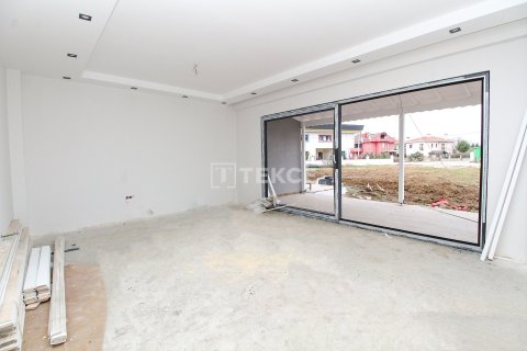 4+1 Villa in Yalova, Turkey No. 16871 12