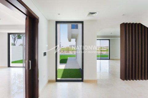 4 dormitorios Villa en  Yas Island, UAE No. 4304 14