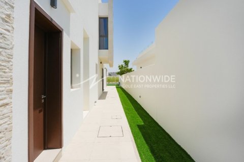 4 bedrooms Villa on the Yas Island, UAE No. 4304 7