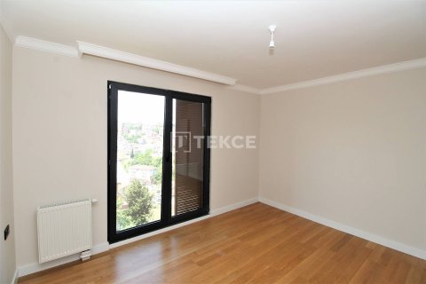 2+1 Apartment en Istanbul, Turkey No. 11213 23