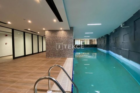 2+1 Apartment in Istanbul, Turkey No. 11213 8