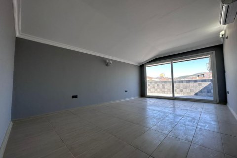 4+1 Penthouse in Mahmutlar, Turkey No. 14507 3