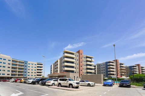 2 bedrooms Apartment in Al Reef, UAE No. 5822 9