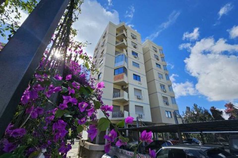 2 bedrooms Apartment in Agios Tychonas, Cyprus No. 72242 6