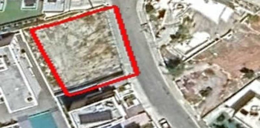 697m² Land en Germasogeia, Cyprus No. 74261