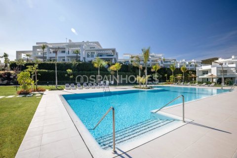 2 bedrooms Penthouse in Casares, Spain No. 25672 9