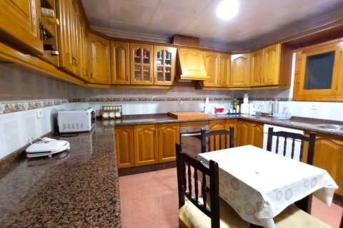 5 dormitorios Apartment en Mutxamel, Spain No. 25650 15