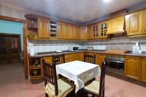 5 dormitorios Apartment en Mutxamel, Spain No. 25650 12