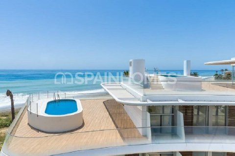 3 dormitorios Penthouse en Estepona, Spain No. 25669 1