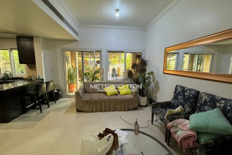 2 bedrooms Villa in Casa Dora, UAE No. 9089 3