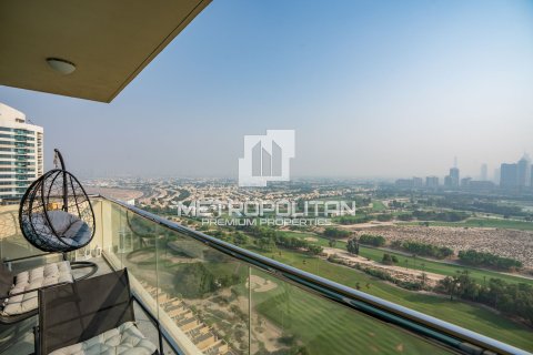 3 dormitorios Apartment en Golf Towers, UAE No. 4854 1