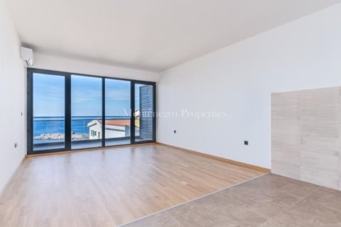 2 chambres Appartement à Budva, Montenegro No. 66789 6