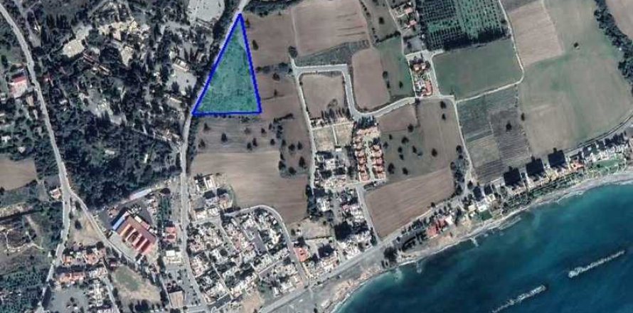 9960m² Land en Zygi, Cyprus No. 42039