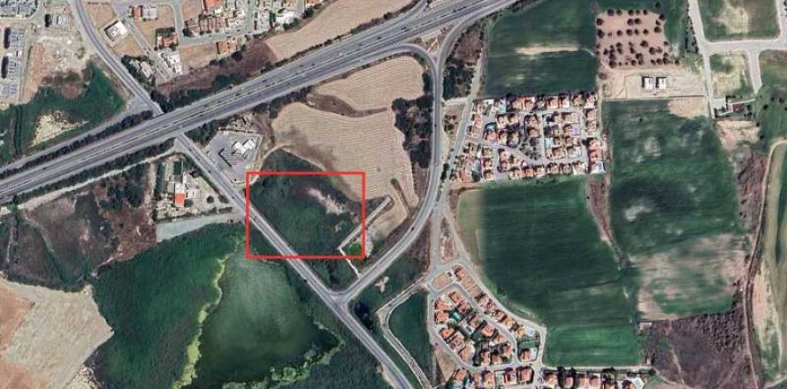 15053m² Land en Oroklini, Cyprus No. 42041