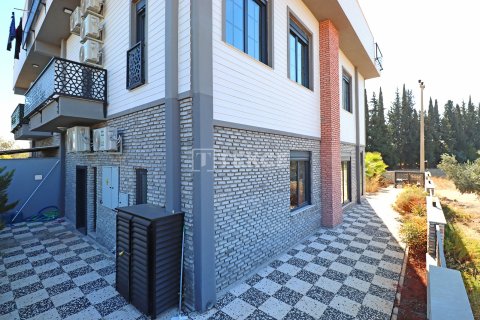 6+1 Villa en Dosemealti, Turkey No. 72143 7