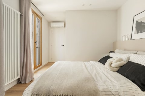 3 dormitorios Apartment en Barcelona, Spain No. 26474 10