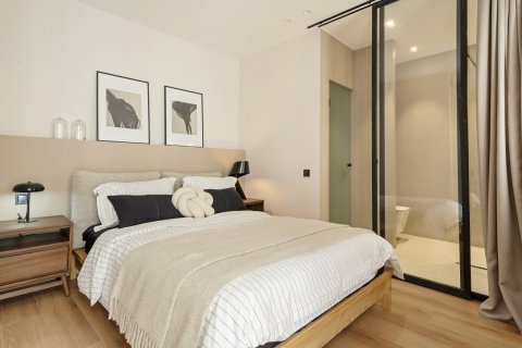 3 dormitorios Apartment en Barcelona, Spain No. 26474 8