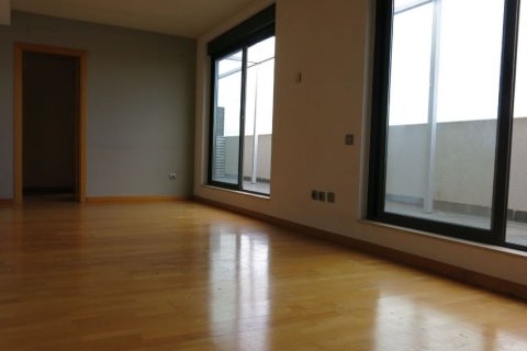 2 dormitorios Apartment en Madrid, Spain No. 26681 3