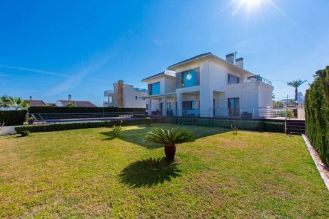 4 dormitorios Villa en La Mata, Spain No. 26122 3