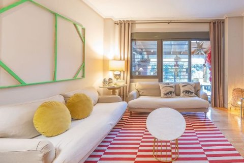 2 bedrooms Apartment in Madrid, Spain No. 26682 8