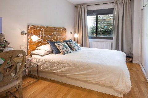 2 bedrooms Apartment in Madrid, Spain No. 26682 10