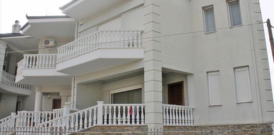 3 dormitorios Maisonette en Katerini, Greece No. 58173